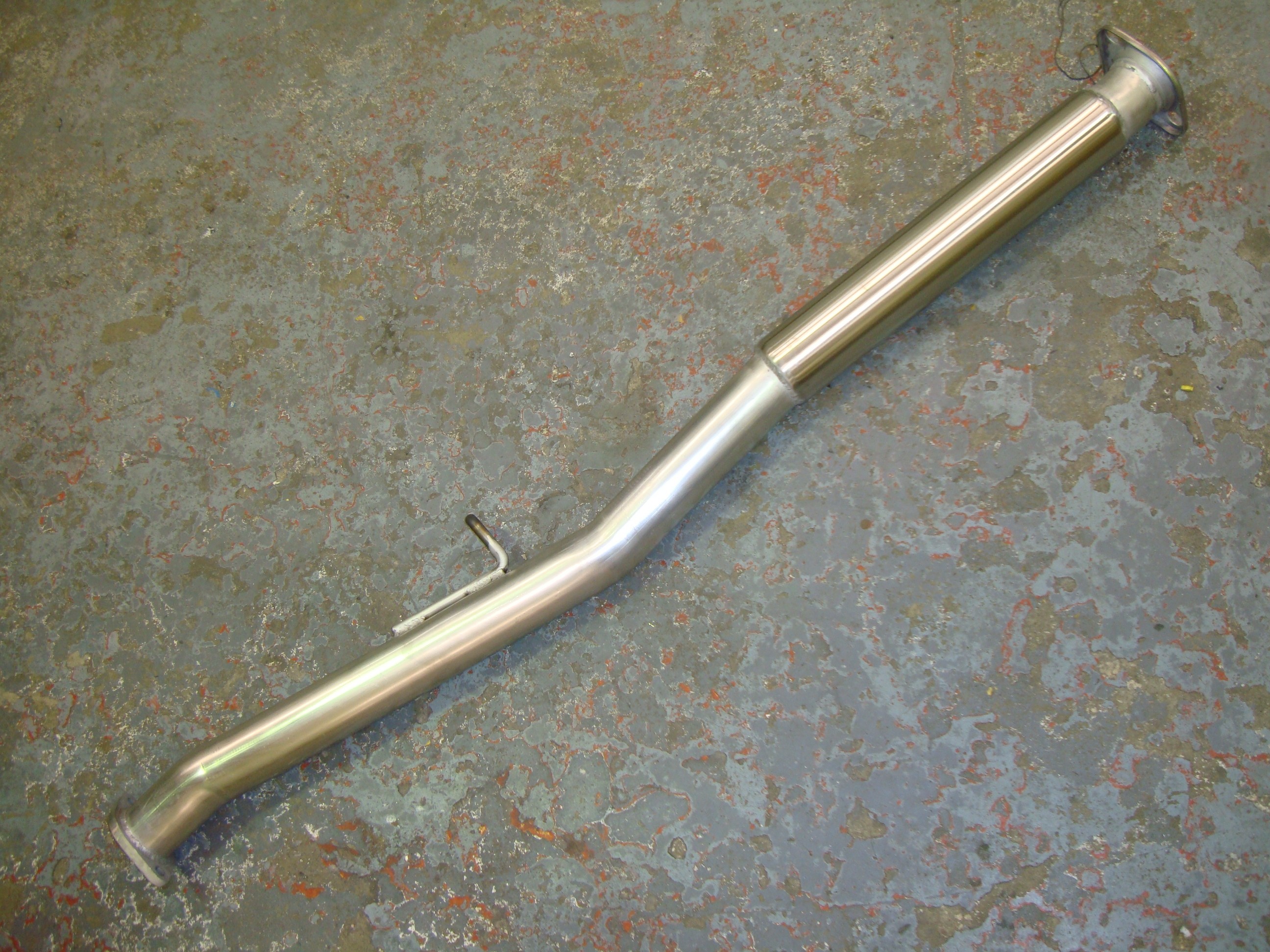 Hayward And Scott 2.5\" Exhaust Centre Pipe With Bubble Silencer - New Age Impreza_1