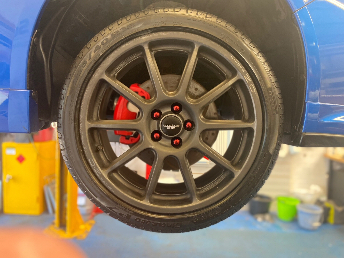 Titan Subaru Impreza Wheel Nuts Red Set of 20_4
